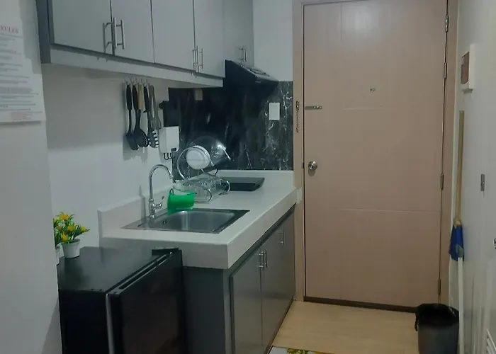 Tum's Mplace Staycation 27th Floor Tower D * Manila
